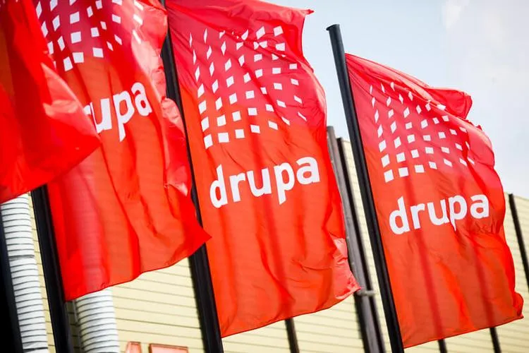 HELLO DRUPA ITT VAGYUNK